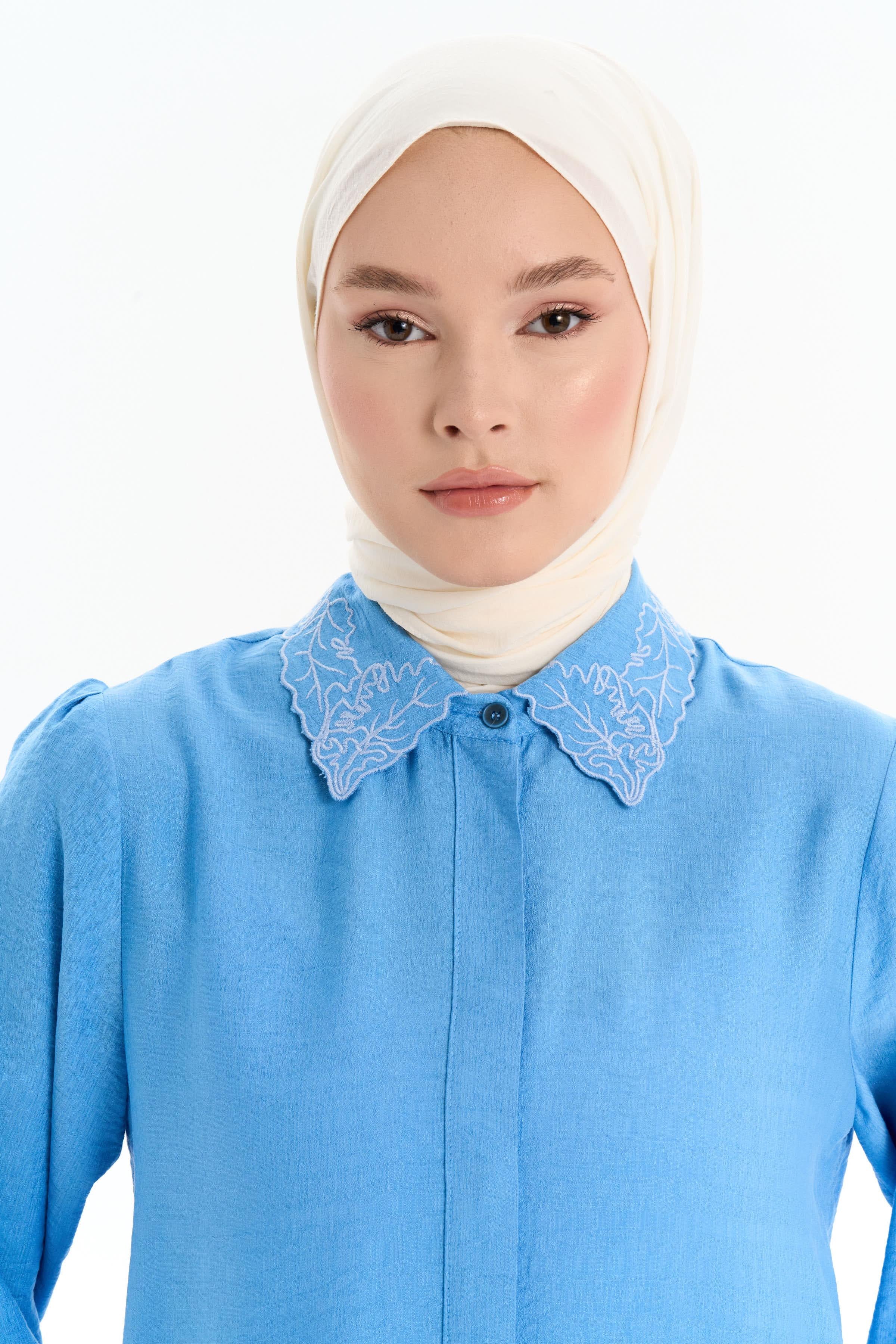 Yakası Nakışlı Tunik Pantolon Takım - Mavi TUGBA