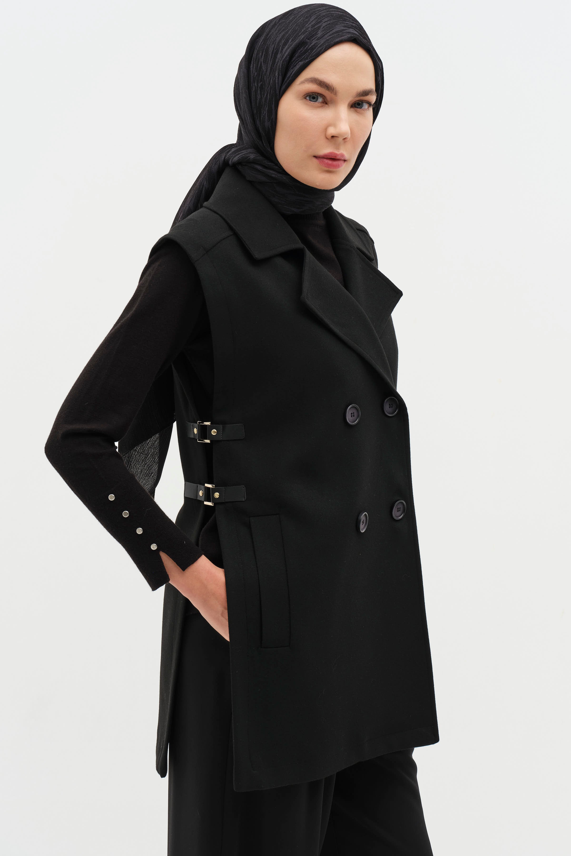 Yanlar Klapa Detaylı Kruvaze Yelek - Siyah TUĞBA