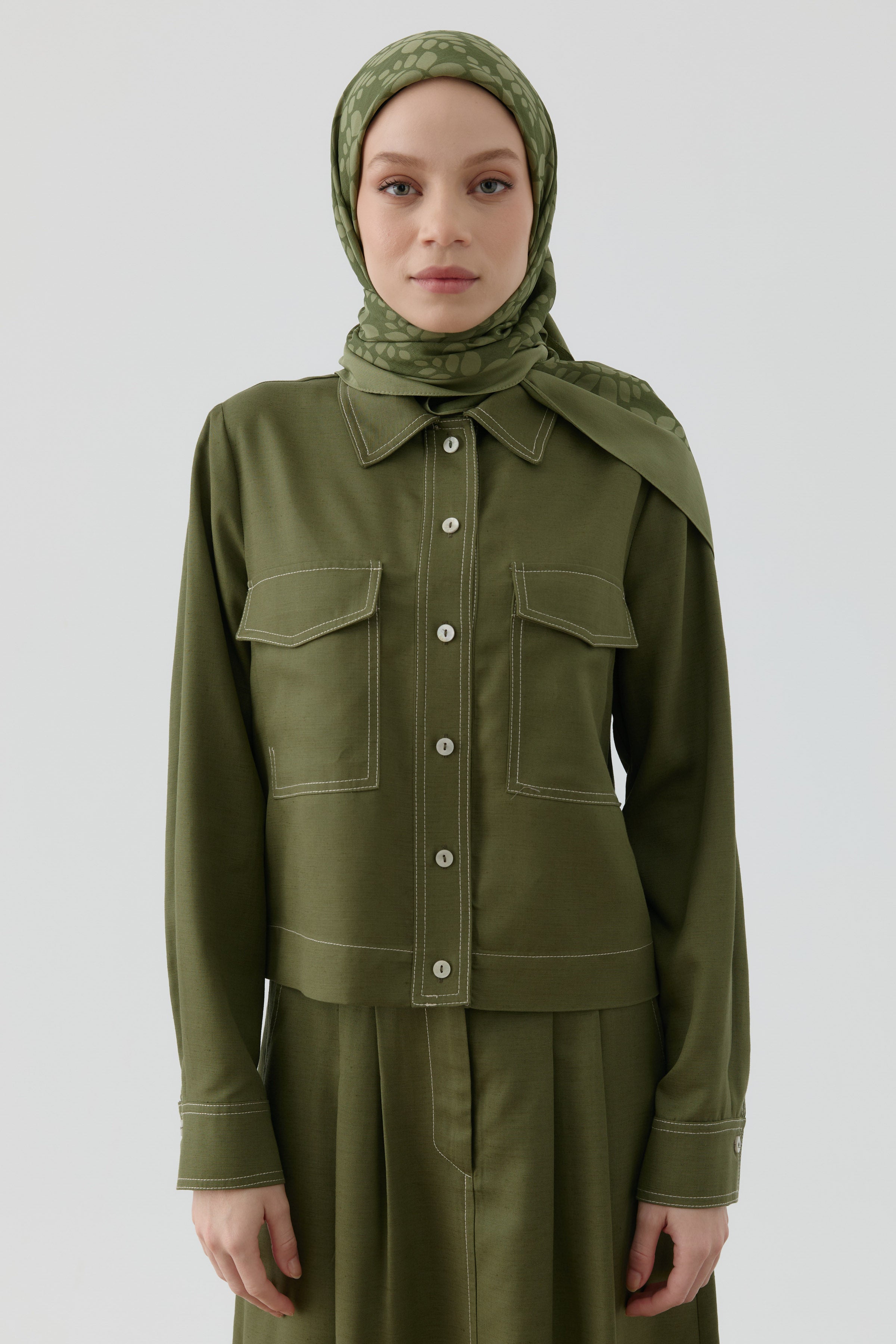 Yaprak Desen Stil Eşarp - Haki TUGBA