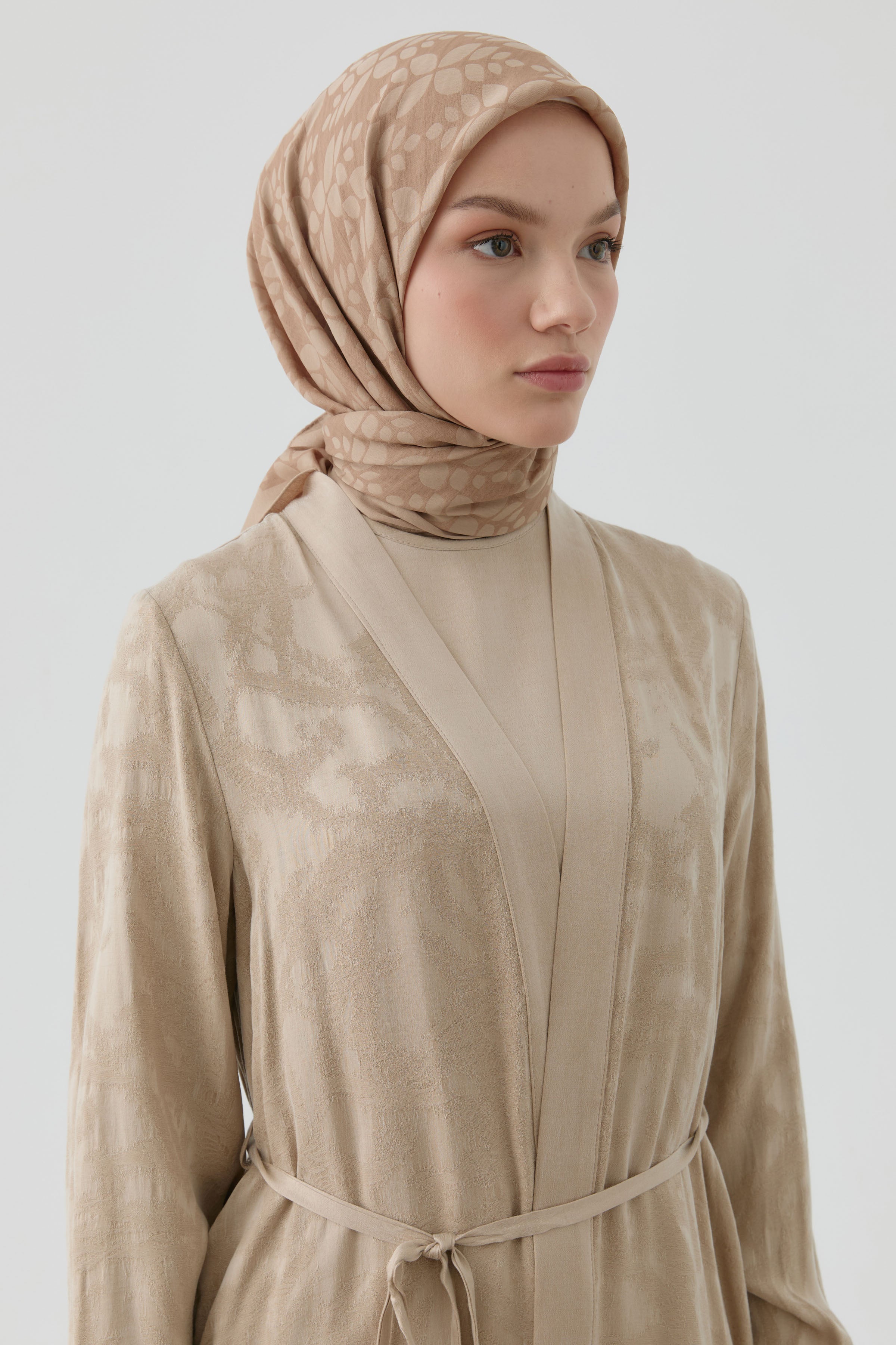 Yaprak Desen Stil Eşarp - Vizon TUGBA