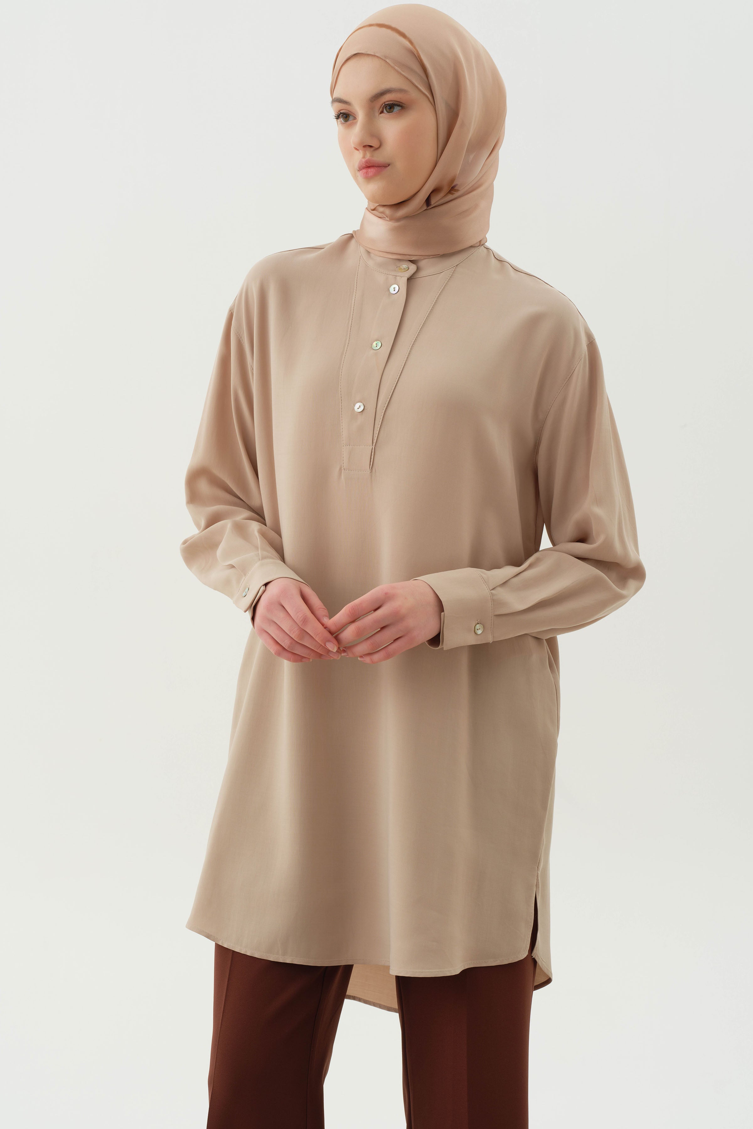 Yarım Patlı Asimetrik Tunik - Bej TUGBA