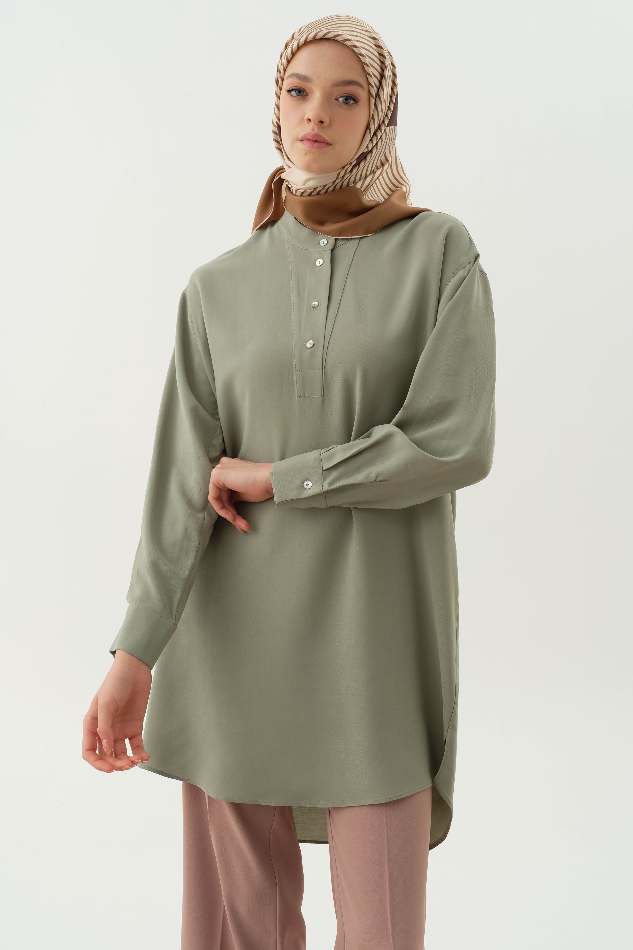 Yarım Patlı Asimetrik Tunik - Mint TUGBA