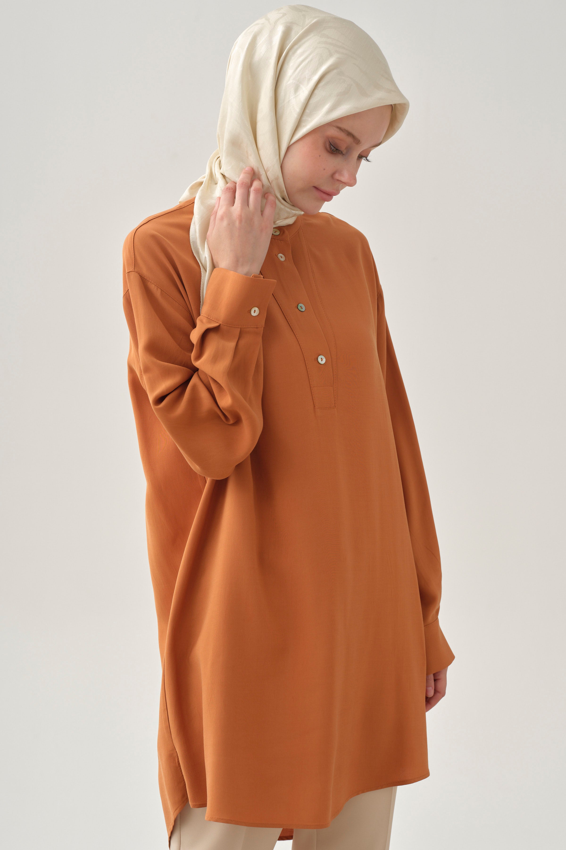 Yarım Patlı Asimetrik Tunik - Tarçın TUGBA