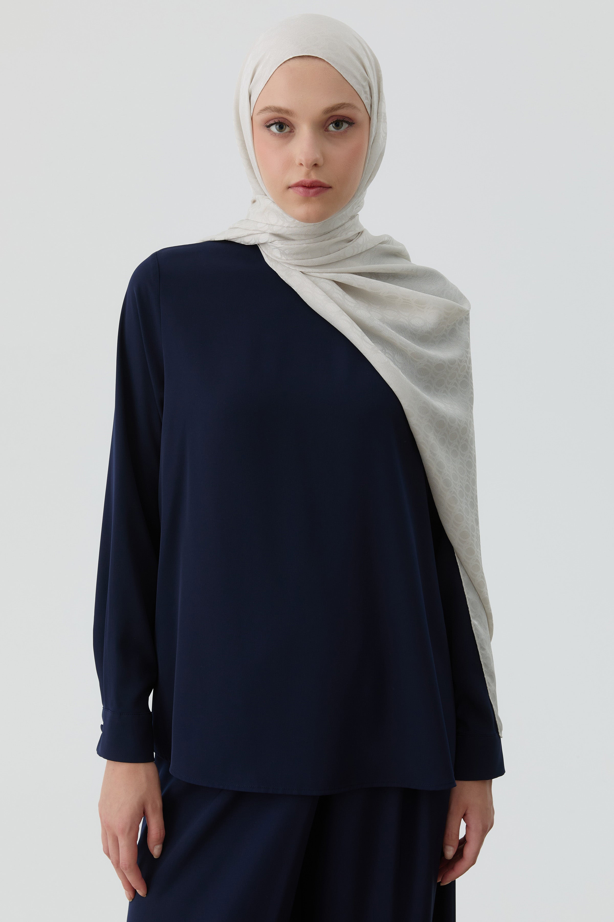 Yırtmaç Detaylı Bluz Tunik - Lacivert TUGBA