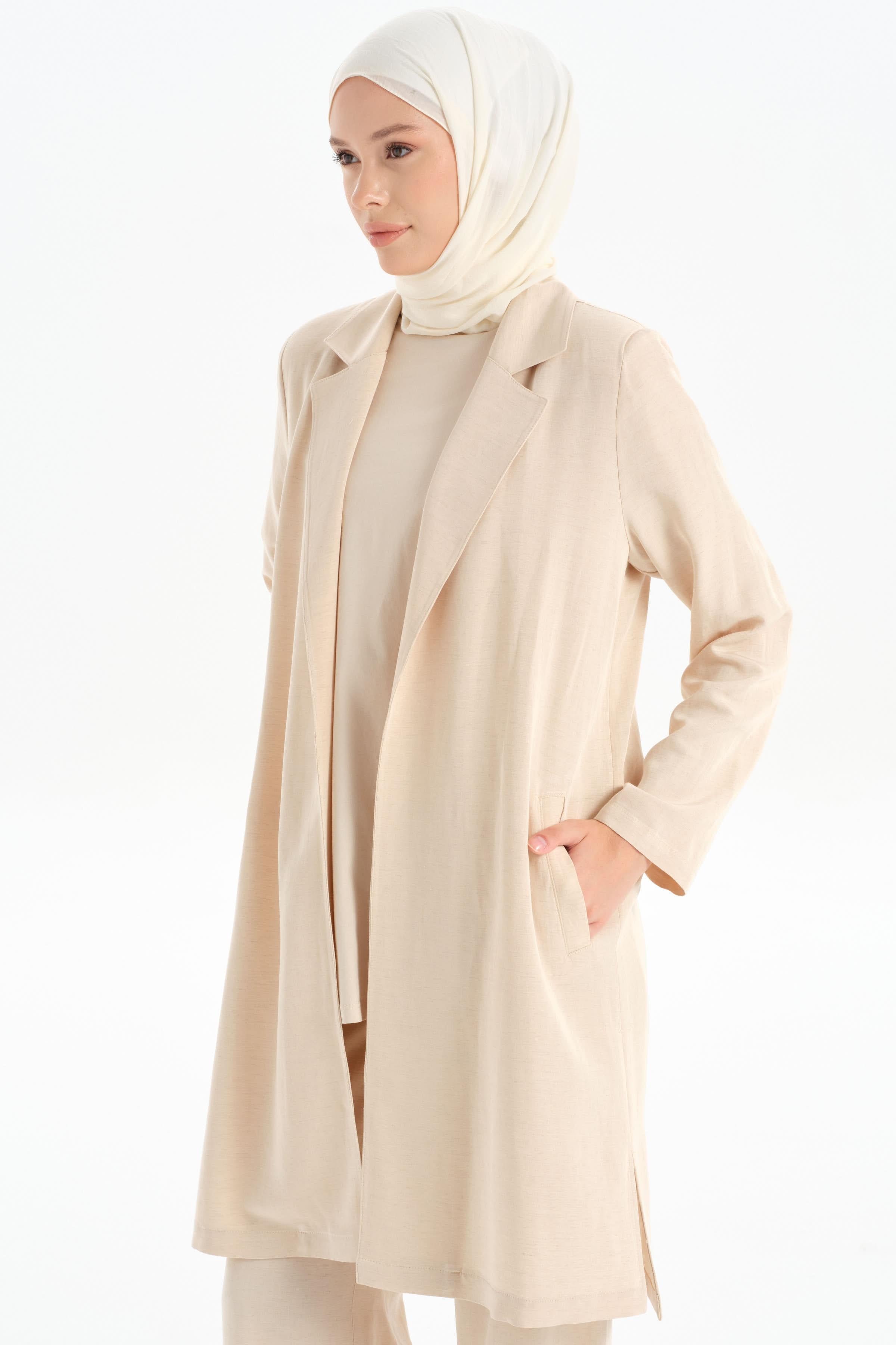 Yırtmaç Detaylı Uzun Ceket - Bej TUGBA