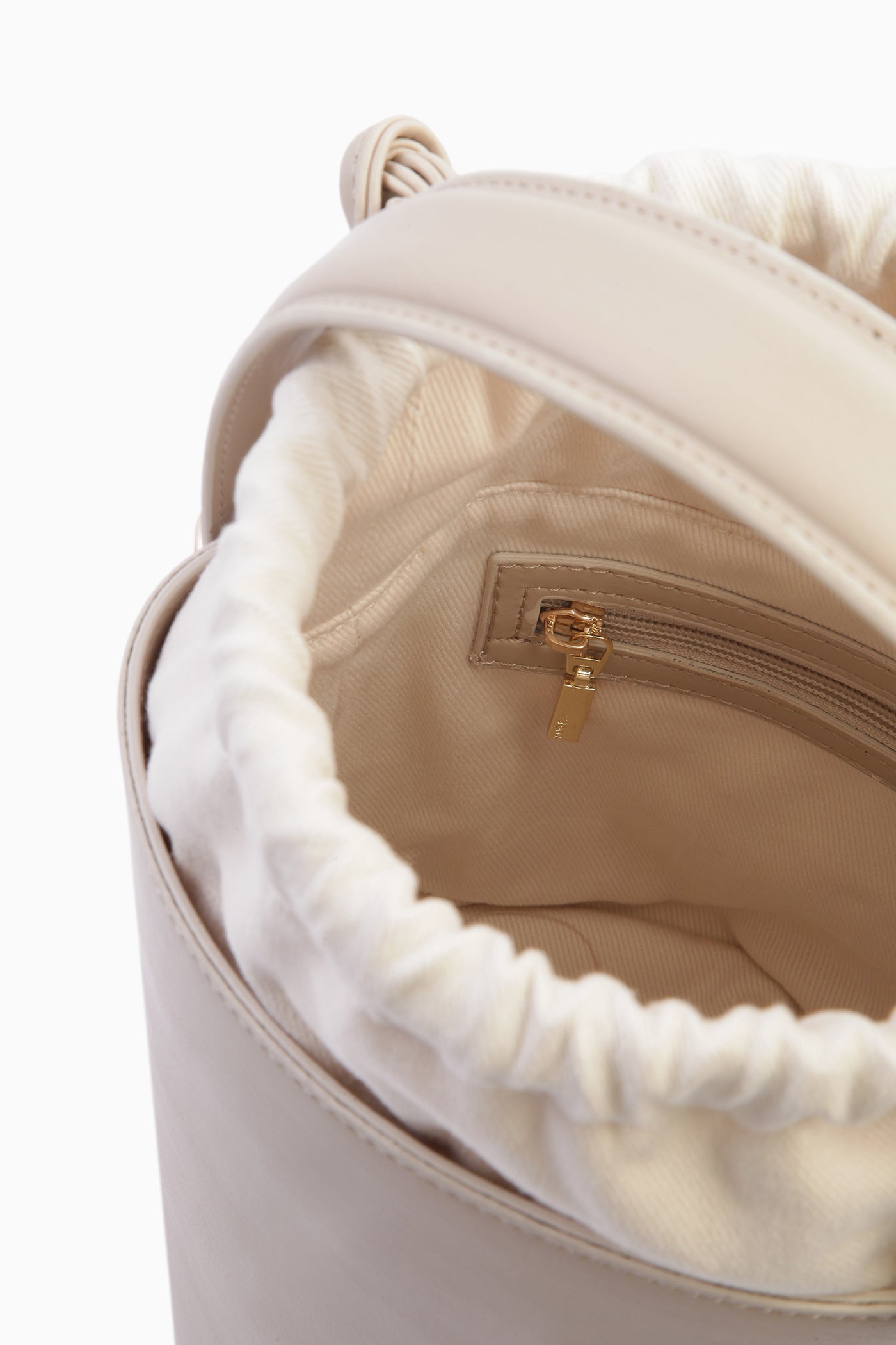 Yuvarlak Kova Çanta - Vizon TUGBA