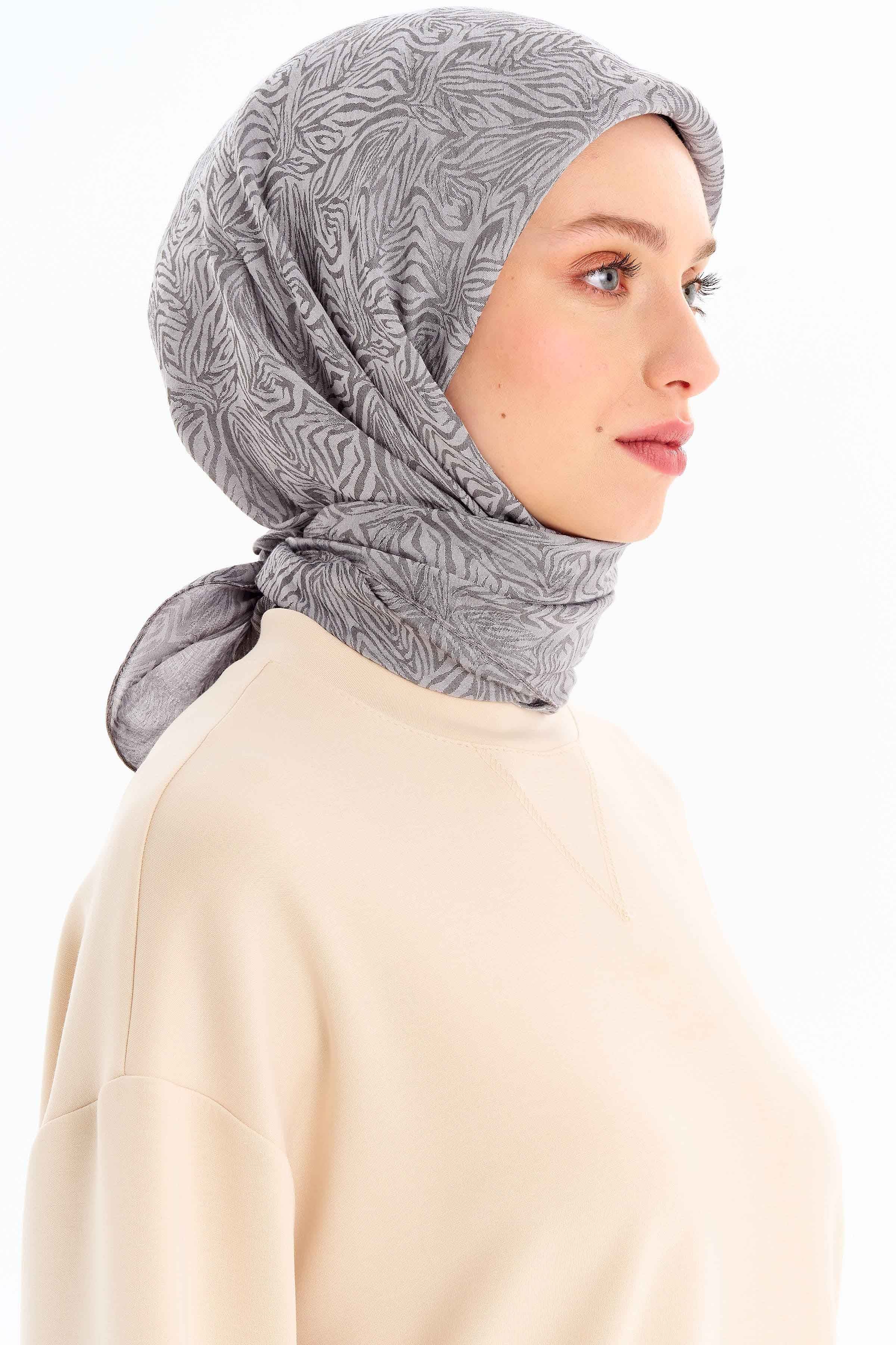 Zebra Desen Viskon Eşarp - Gri TUGBA