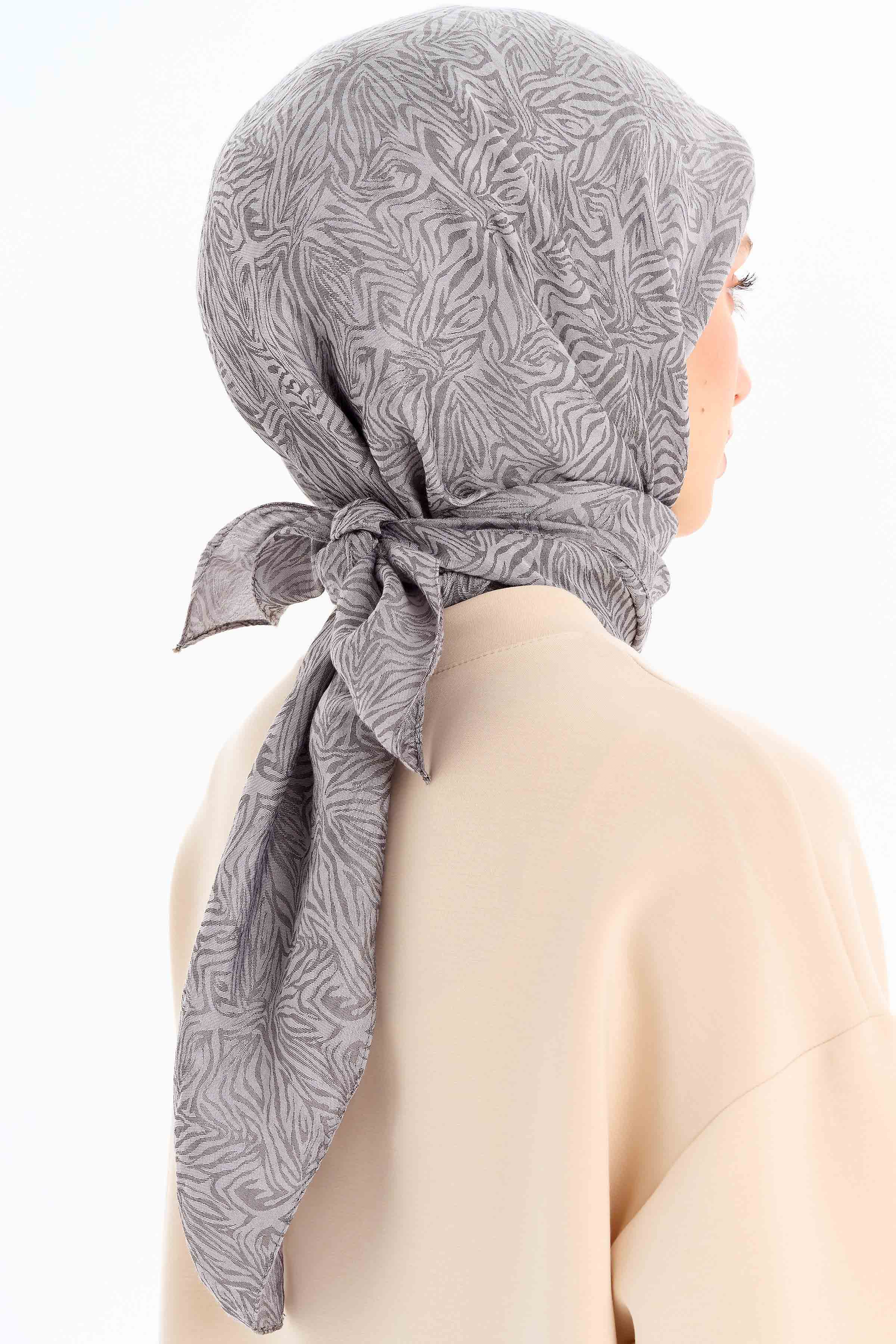 Zebra Desen Viskon Eşarp - Gri TUGBA