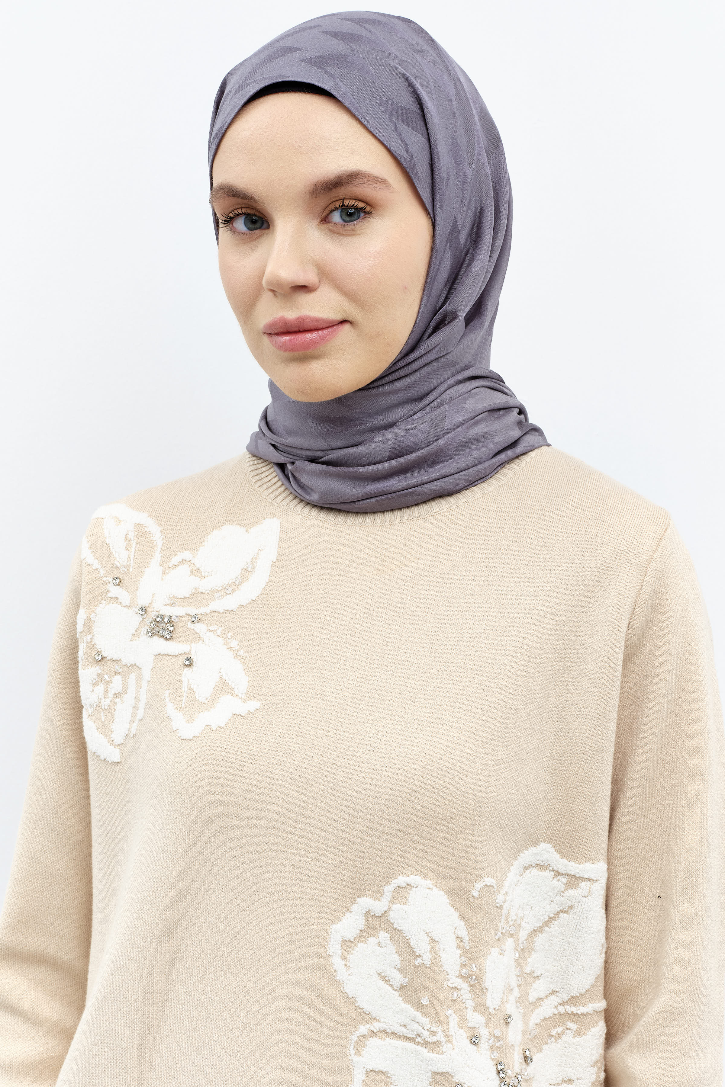 Zikzak Desen Viskon Şal - Füme TUGBA