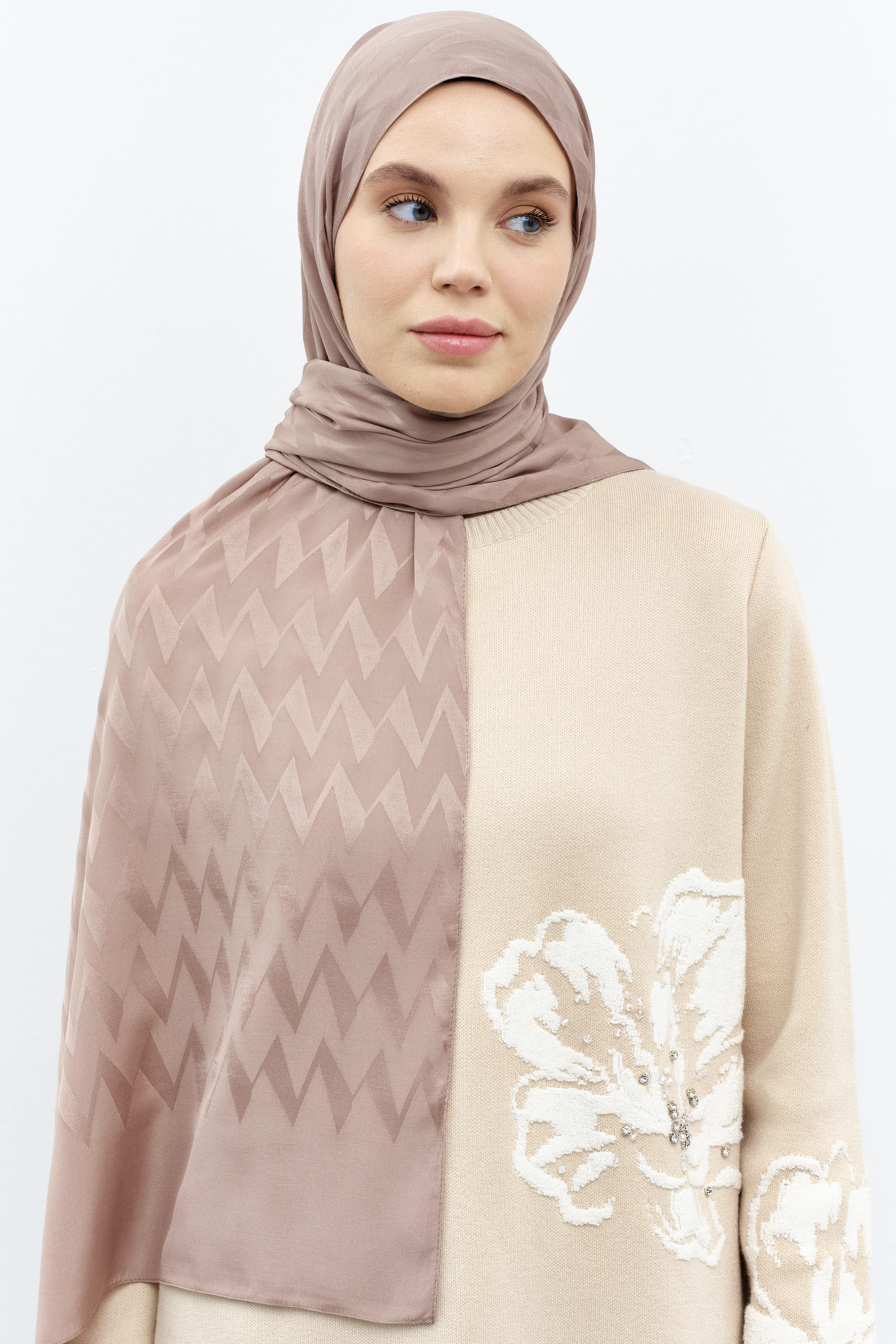 Zikzak Desen Viskon Şal - Vizon TUGBA