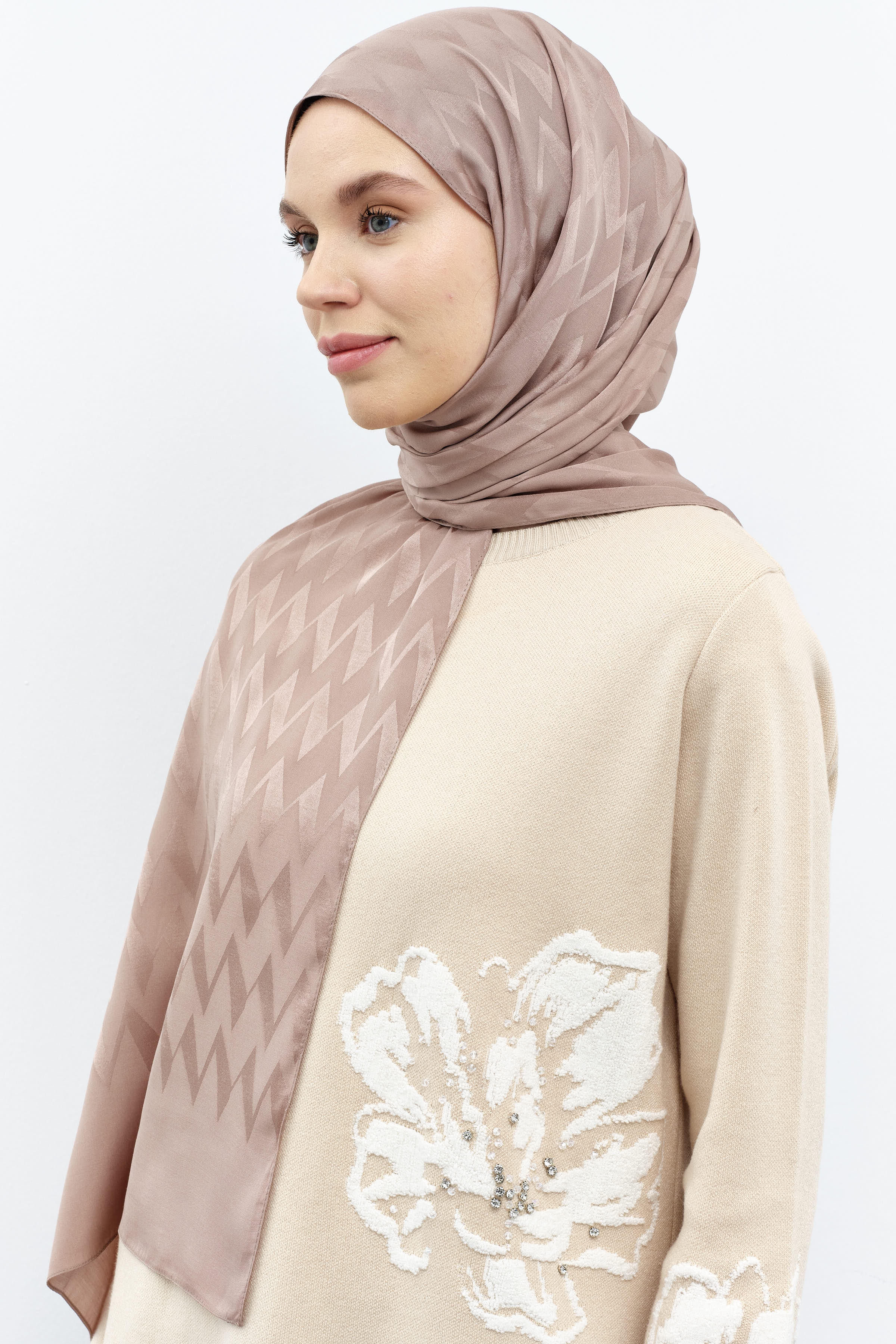 Zikzak Desen Viskon Şal - Vizon TUGBA