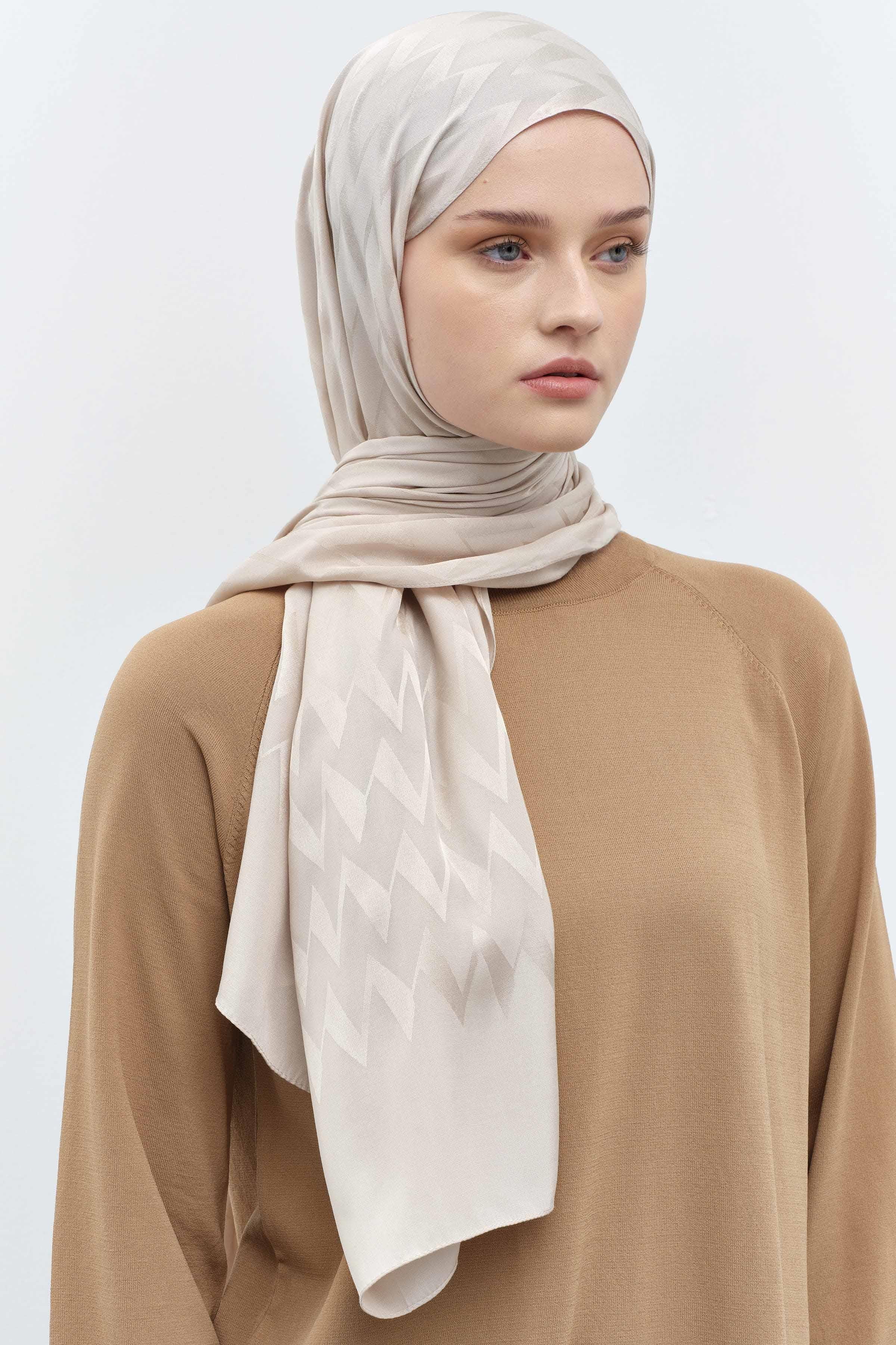 Zikzak Desen Viskon Şal - Kum TUGBA