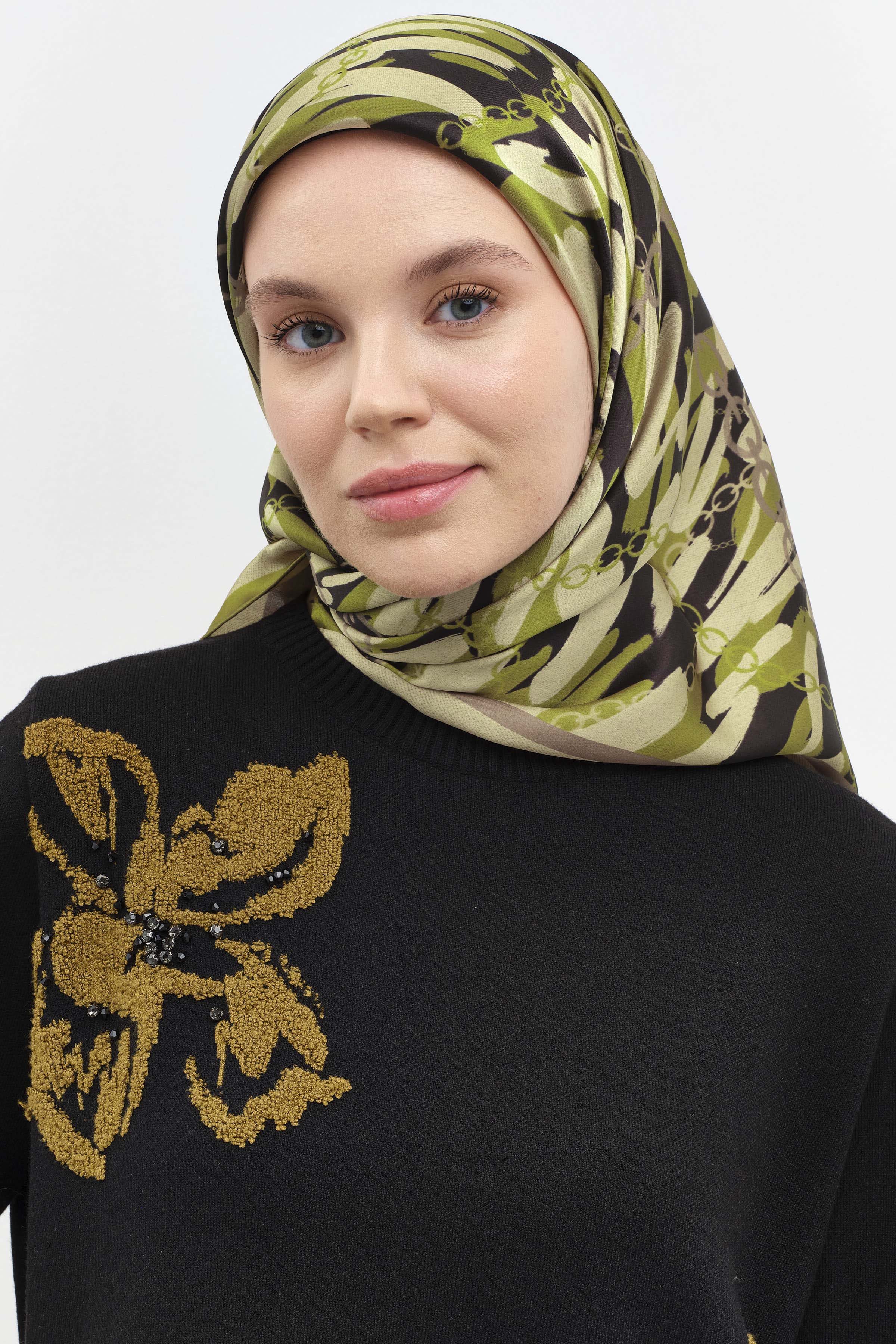 Zincir Desen Sura İpek Eşarp - Fıstık Yeşili TUGBA