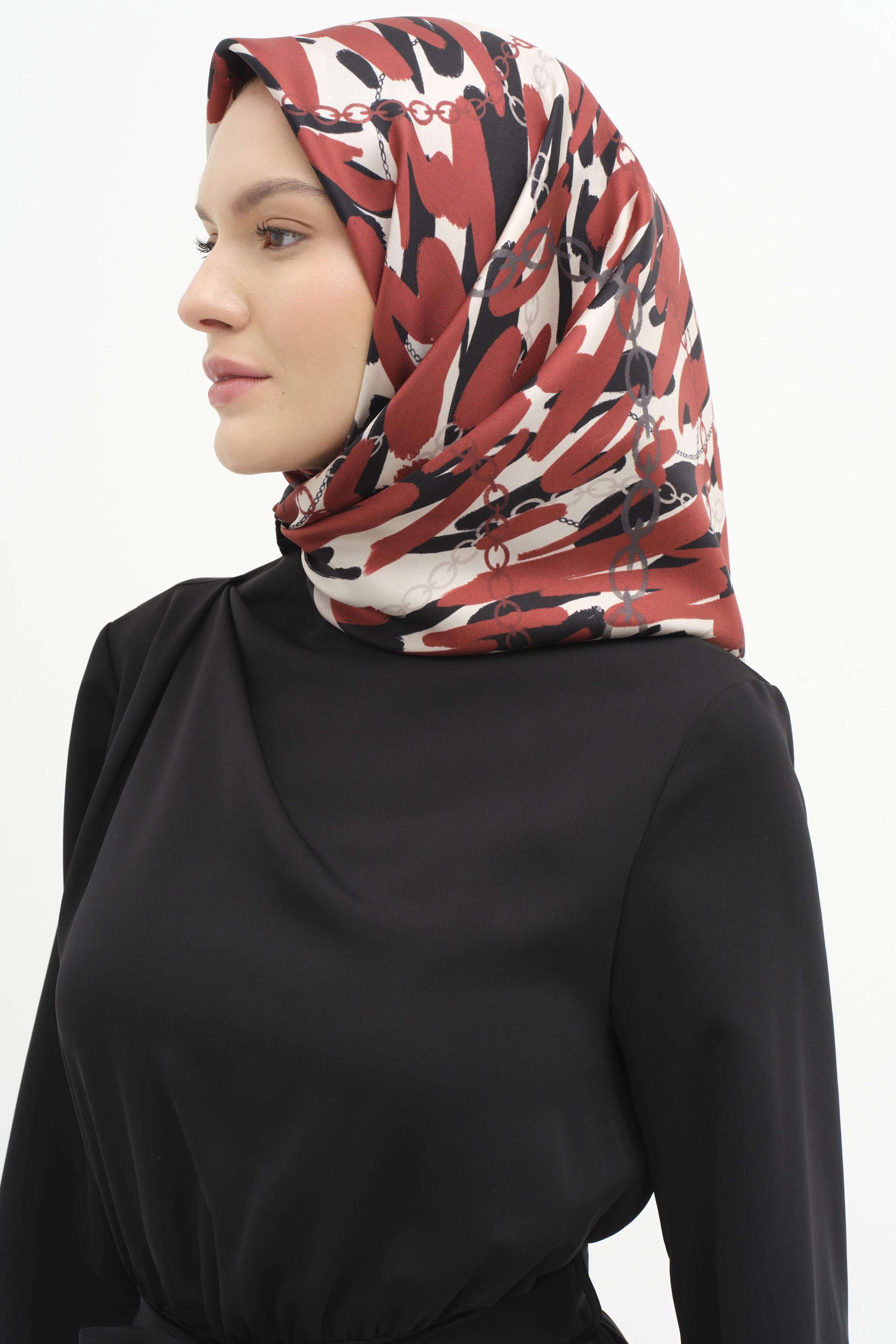 Zincir Desen Sura İpek Eşarp - Kırmızı TUGBA