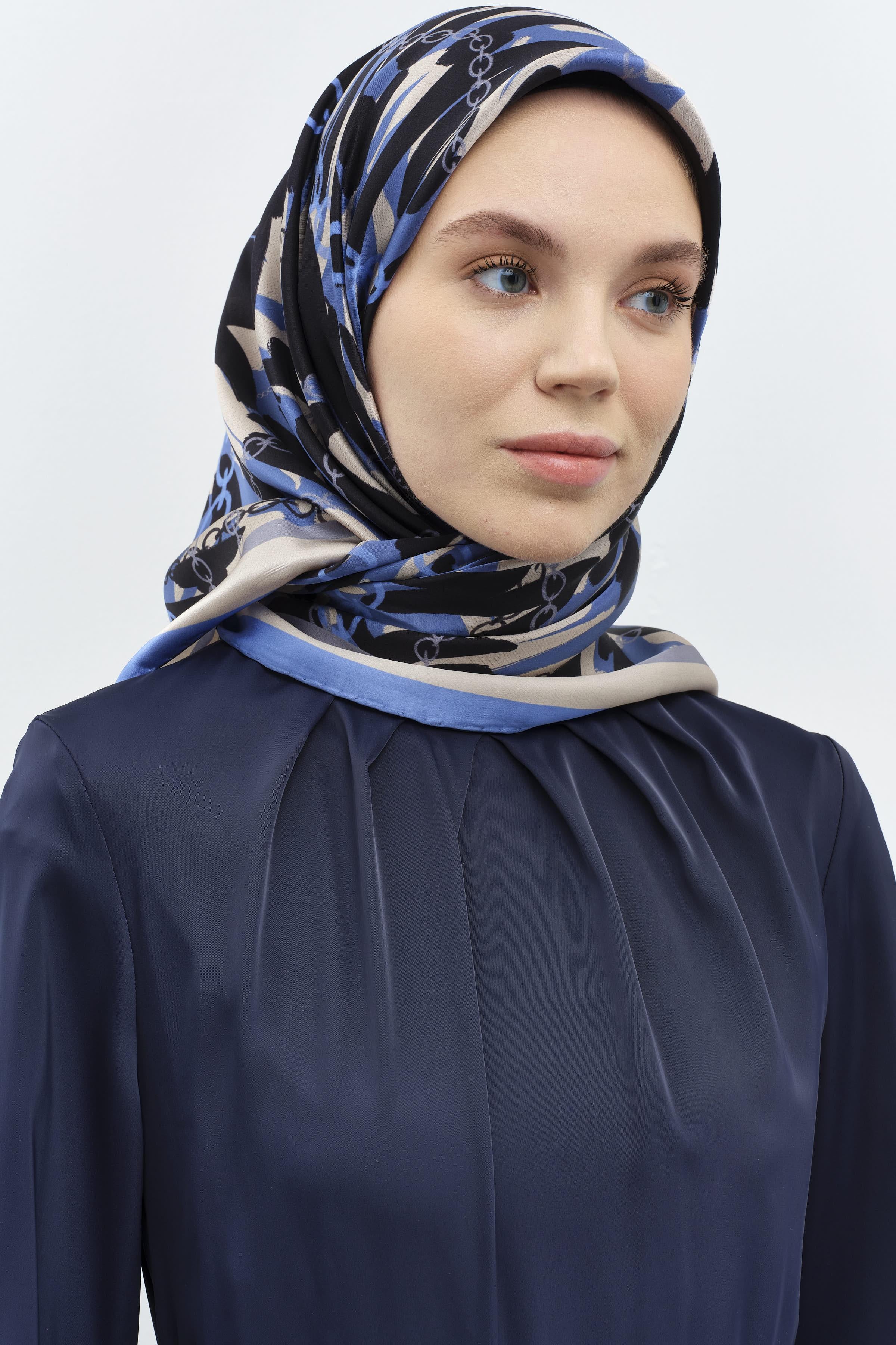 Zincir Desen Sura İpek Eşarp - Mavi TUGBA