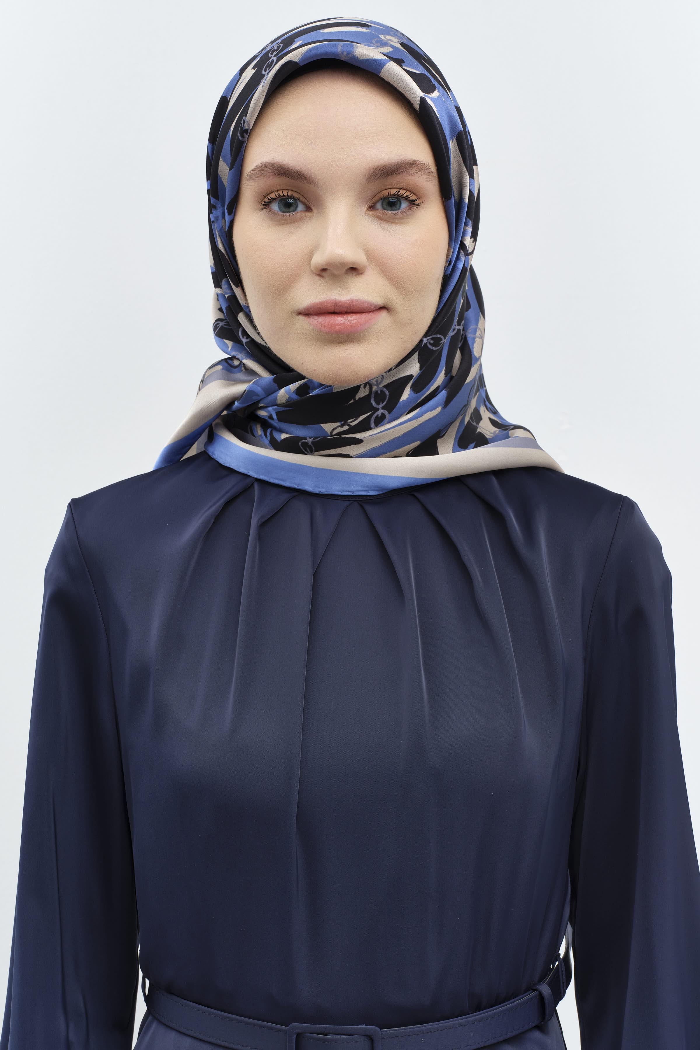 Zincir Desen Sura İpek Eşarp - Mavi TUGBA