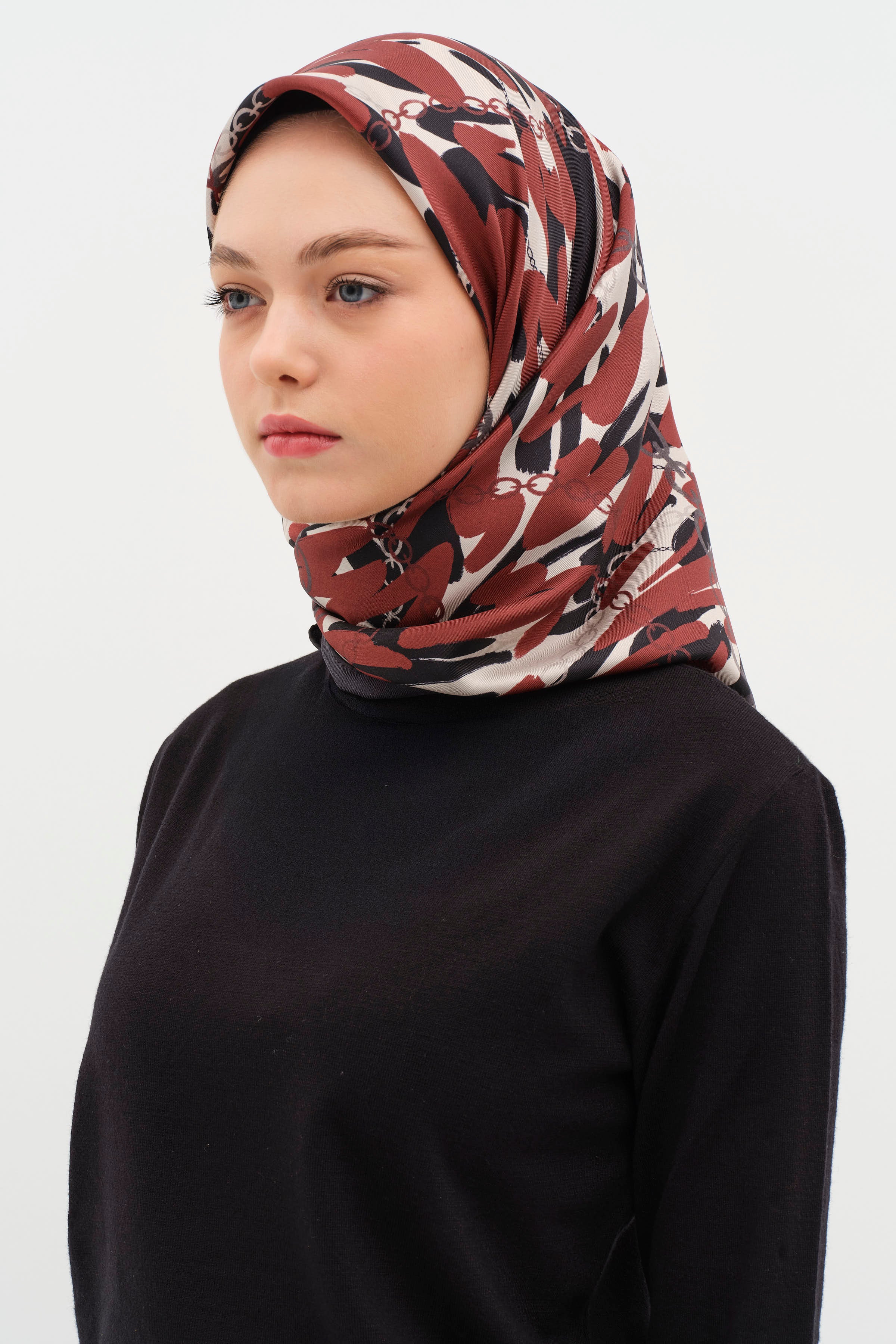 Zincir Desen Twill İpek Eşarp - Kırmızı TUGBA