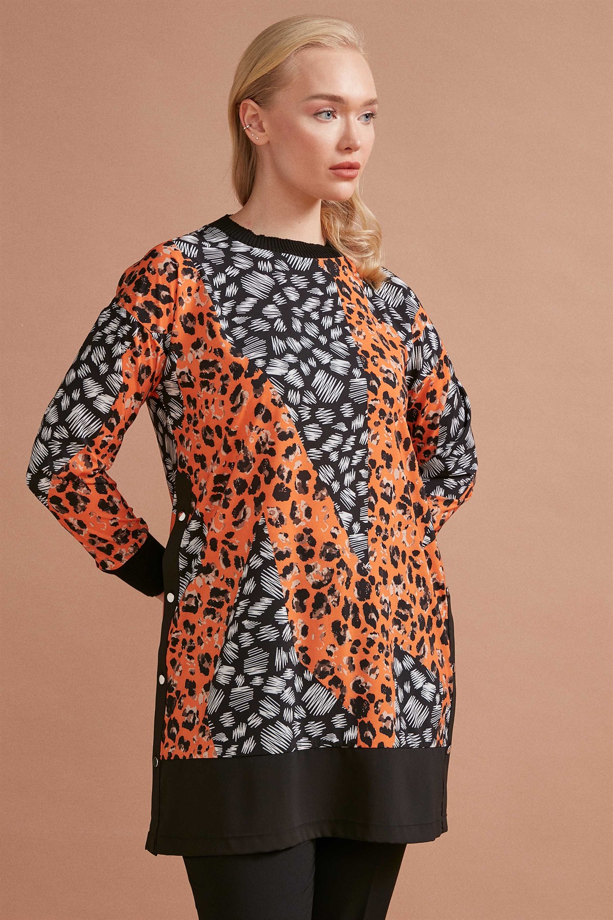 Rib Collar And Cuff Button Detailed Slit Low Sleeve Patterned Tunic - Orange
