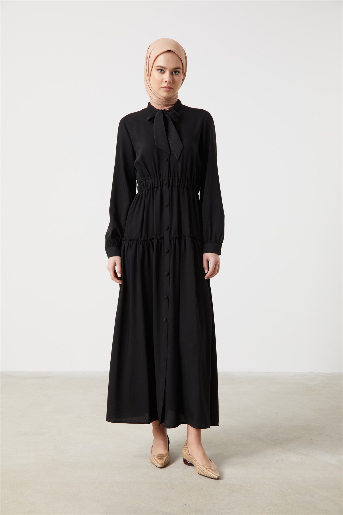 Tuğba Düğmeli Elbise - Siyah