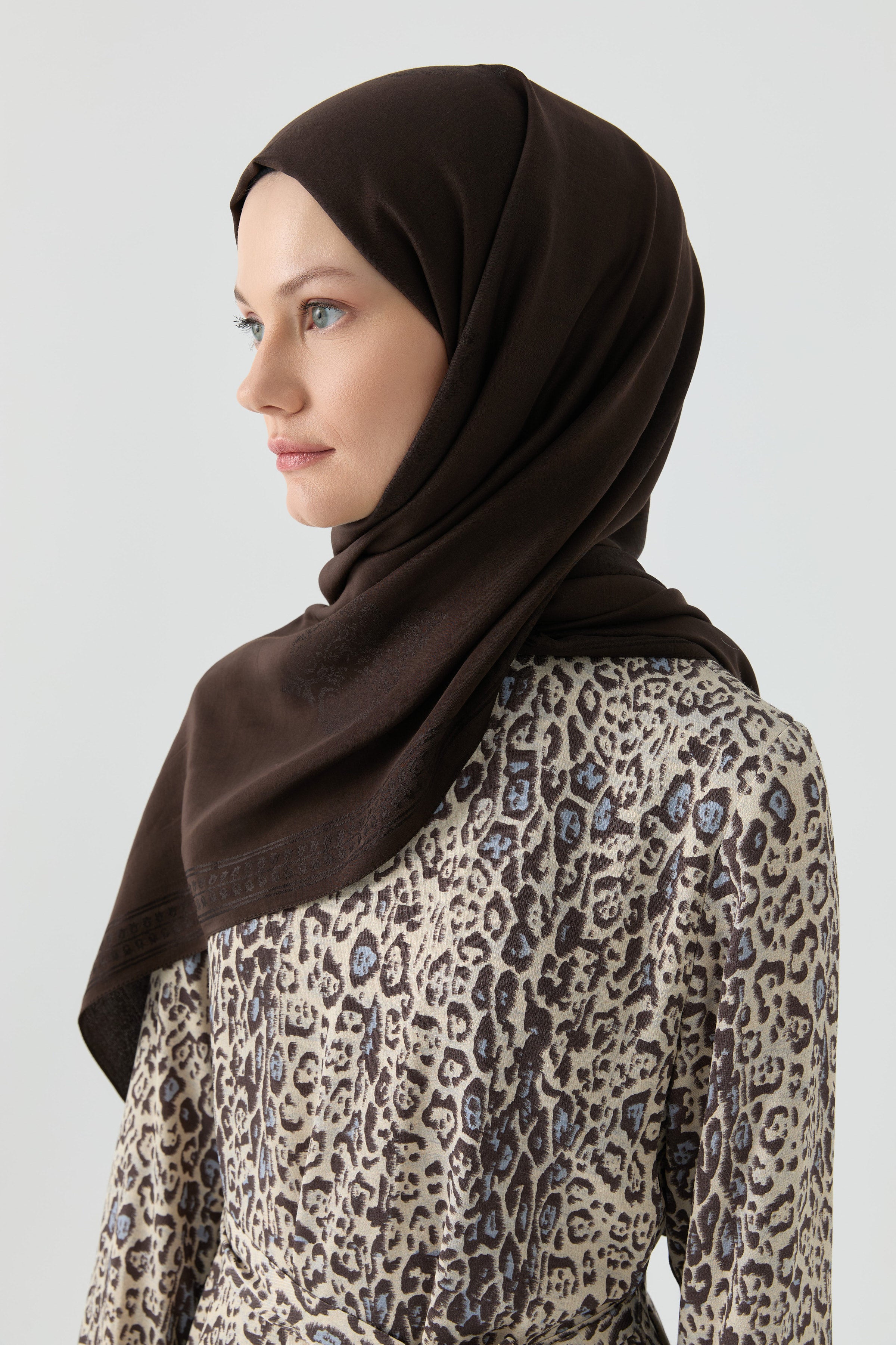 Füruzan Jakar Şal - Acı Kahve TUGBA