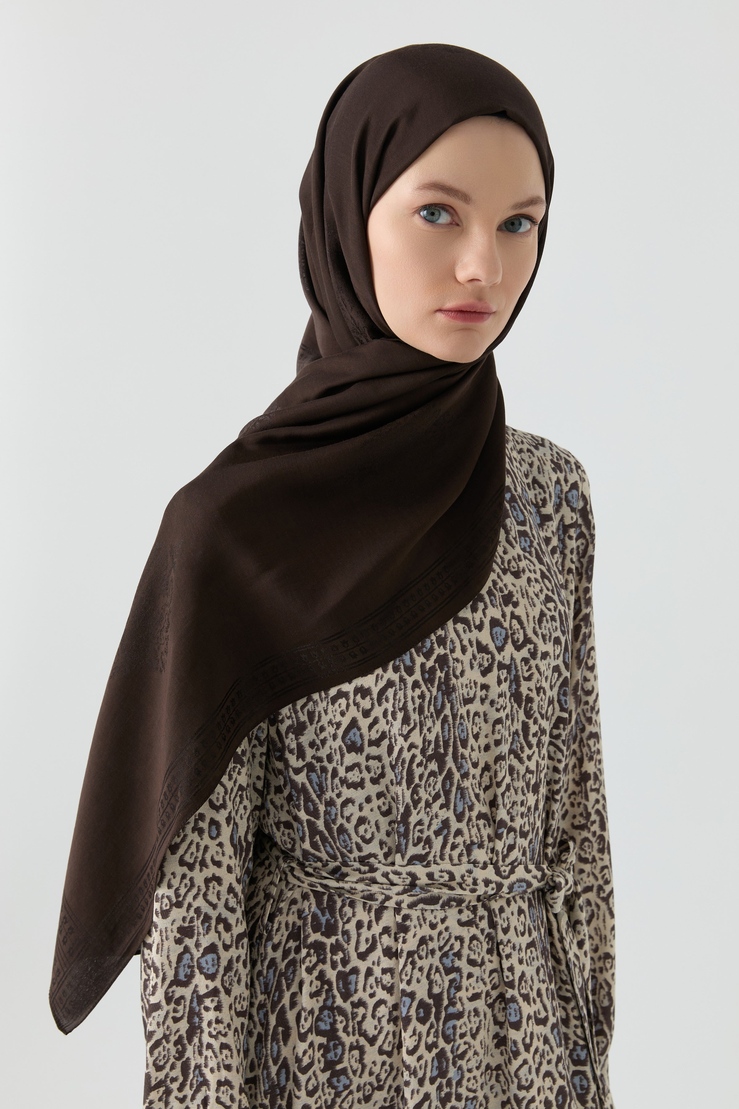 Füruzan Jakar Şal - Acı Kahve TUGBA