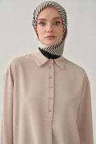 Yırtmaçlı Asimetrik Kesim Bluz - Bej TUGBA