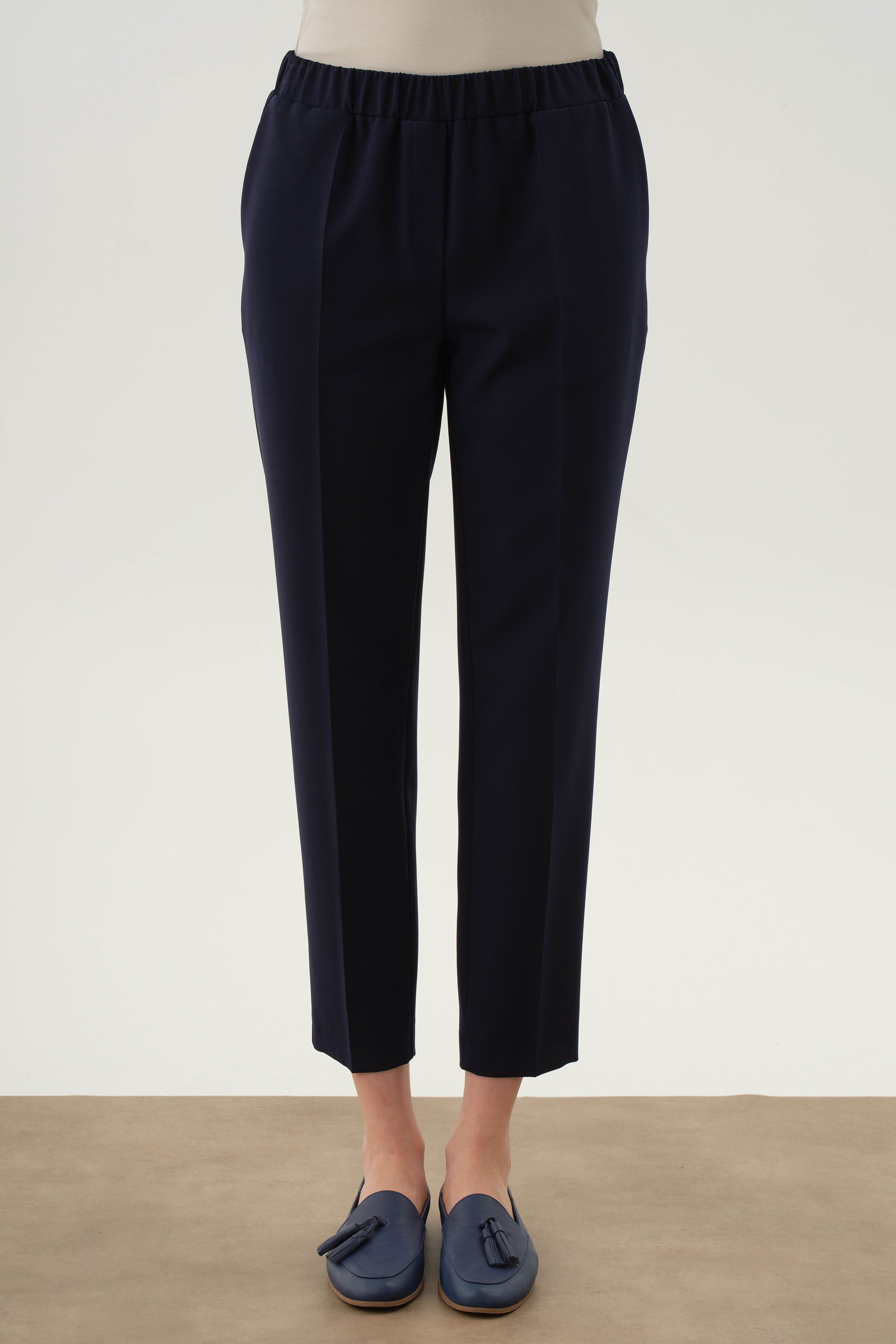 Bel Lastikli Havuç Pantolon - Lacivert TUGBA