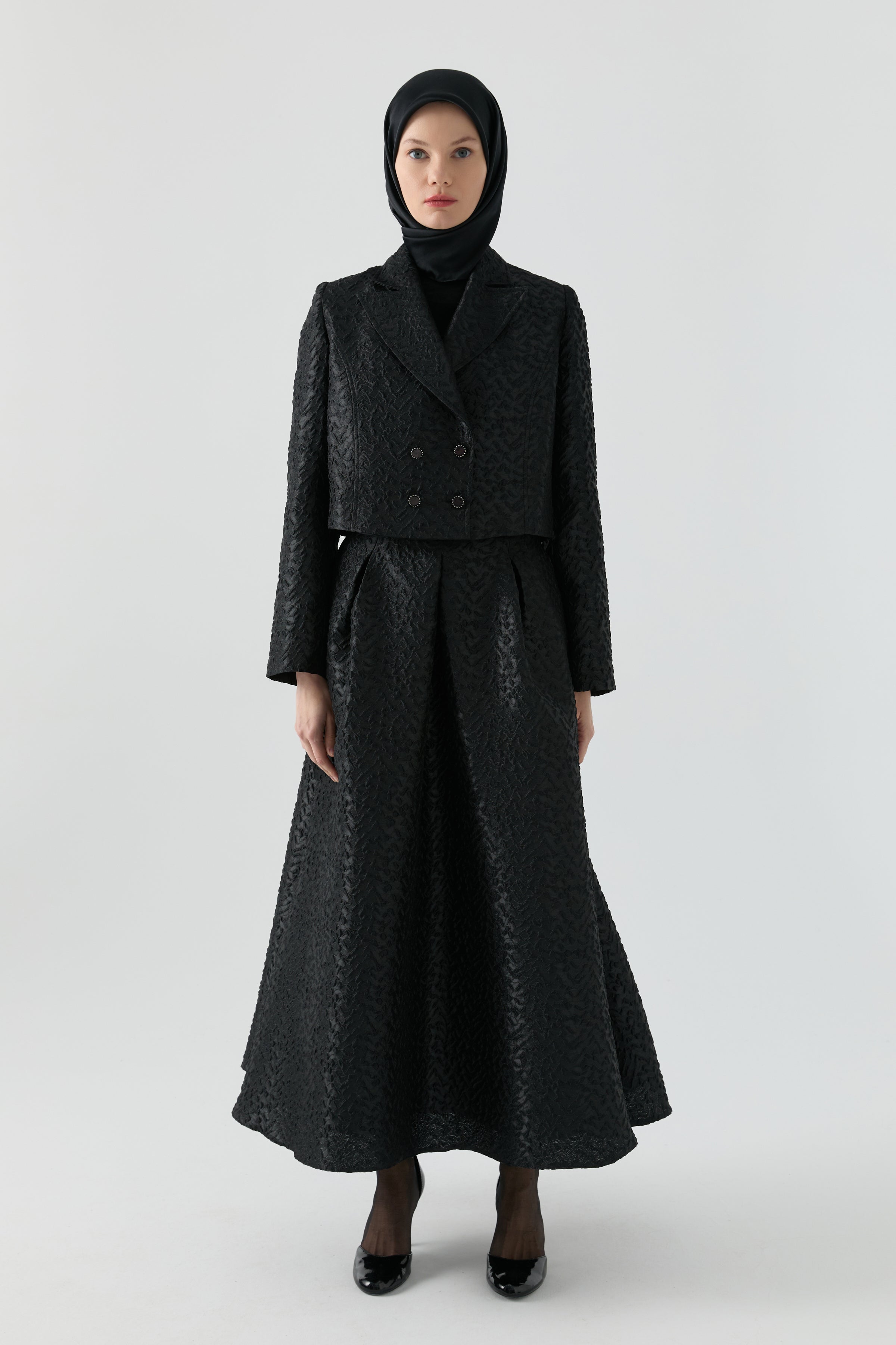 Jakarlı Etek Ceket Takım - Siyah TUGBA