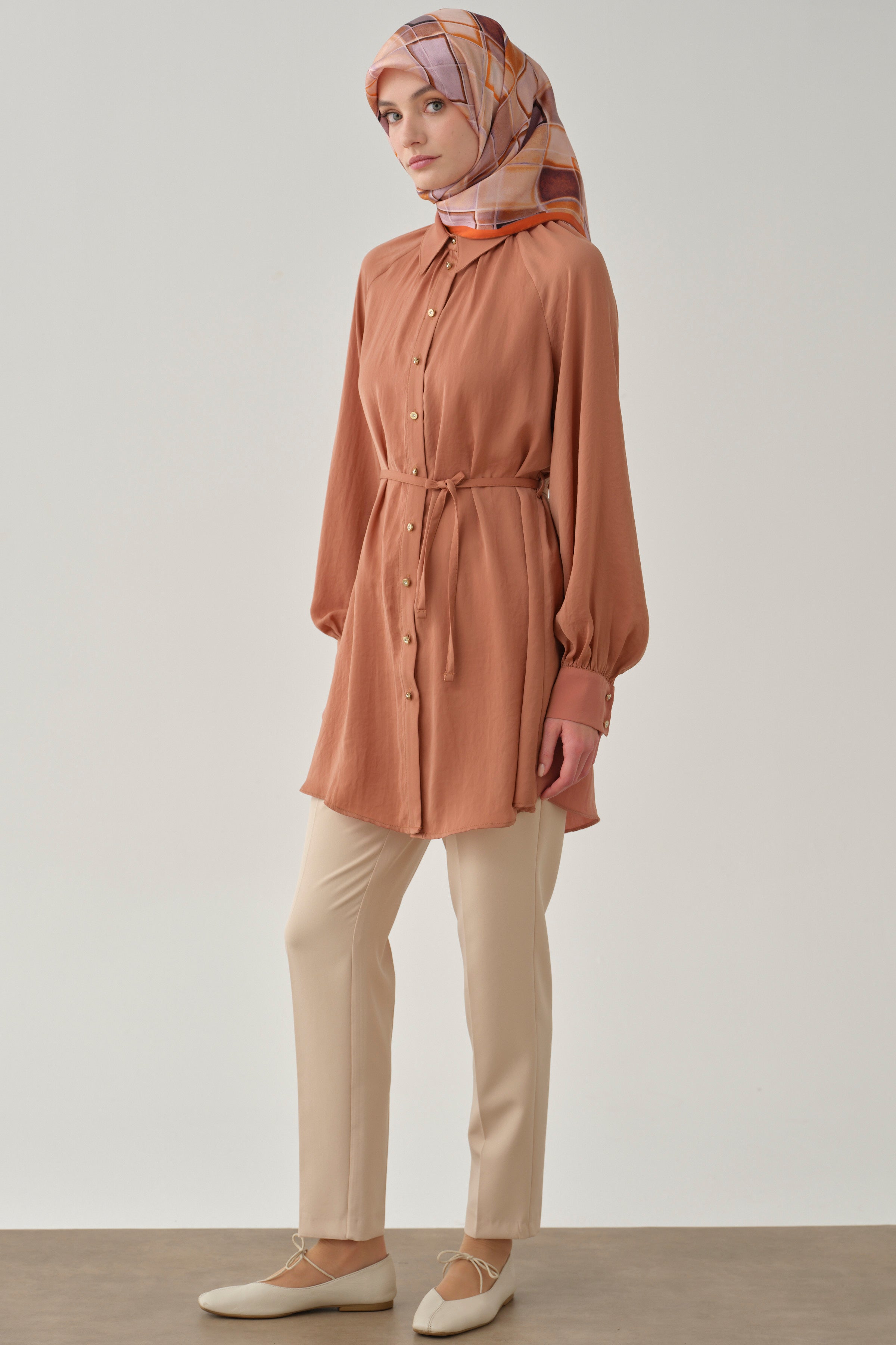 Bel Lastikli Havuç Pantolon - Bej TUGBA