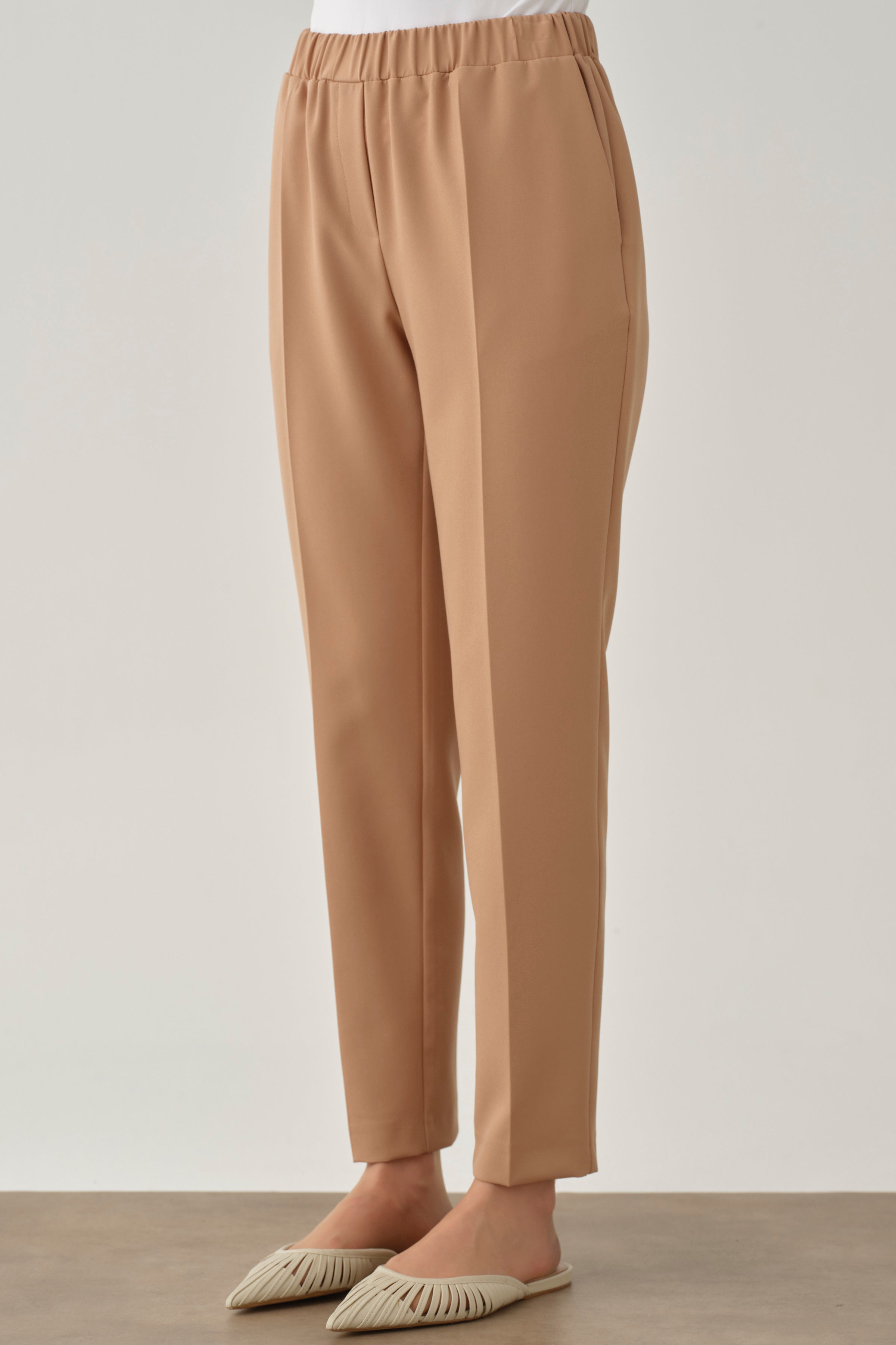 Bel Lastikli Havuç Pantolon - Camel TUGBA