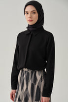 Basic Gizli Patlı Gömlek - Siyah TUGBA