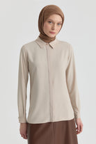 Basic Gizli Patlı Gömlek - Bej TUGBA