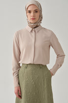 Gizli Patlı Basic Gömlek - Bej TUGBA