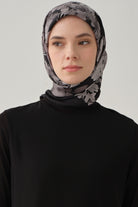 Gülistan Saten İpek Eşarp - Siyah TUGBA