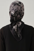 Gülistan Saten İpek Eşarp - Siyah TUGBA