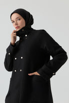 Ters Pat Kapamalı Keçe Manto - Siyah TUGBA