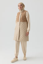 Peluş Garnili Kapitone Yelek - Bej TUGBA