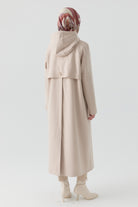 Rüzgarlık Detaylı Patlı Kaban - Bej TUGBA