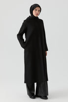 Rüzgarlık Detaylı Patlı Kaban - Siyah TUGBA