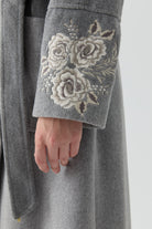 Kollar Nakış Detaylı Kaban - Gri TUGBA