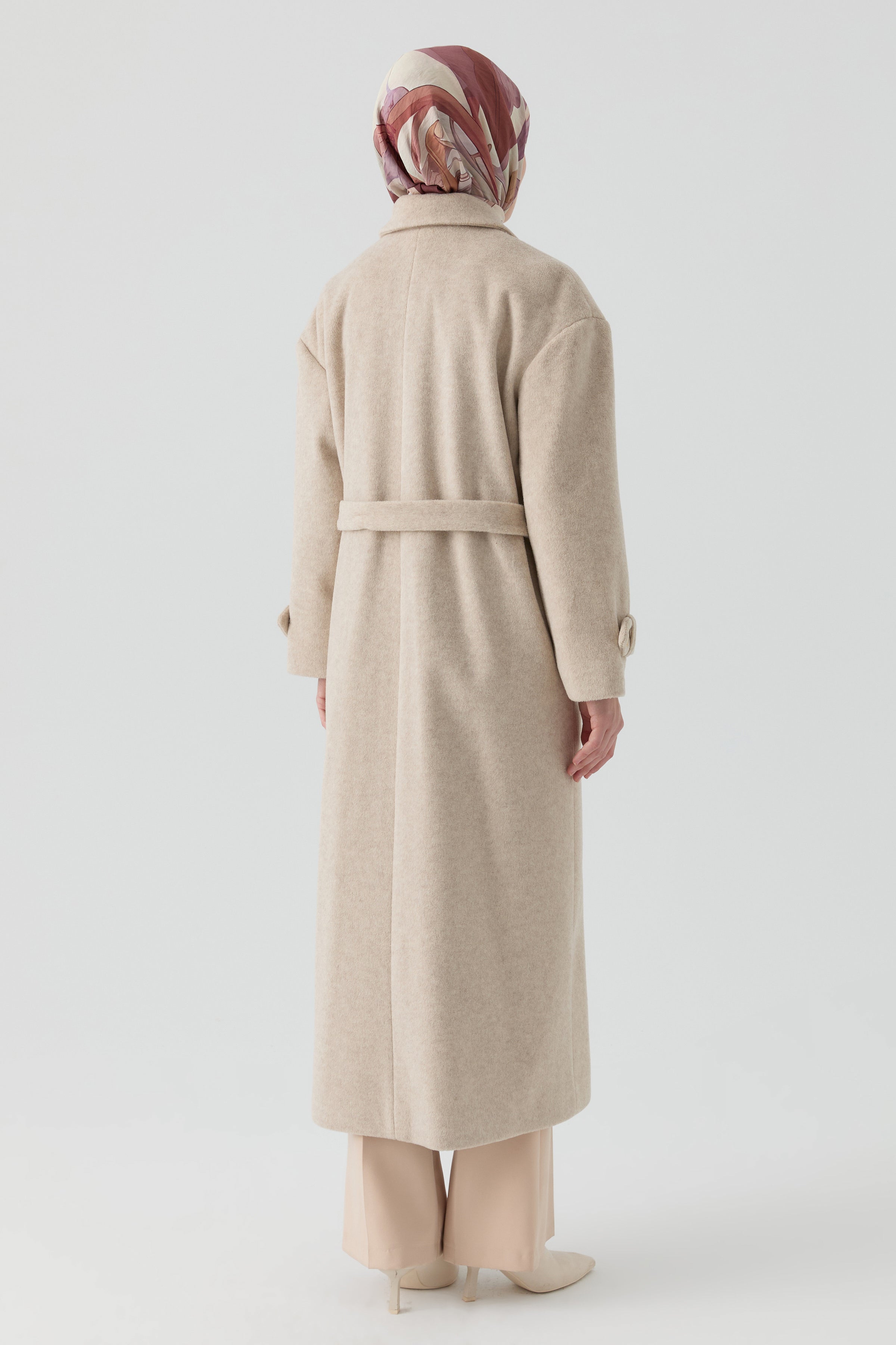 Kol Bant Detaylı Manto - Bej TUGBA