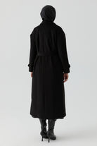 Kol Bant Detaylı Manto - Siyah TUGBA