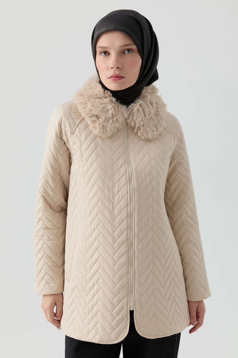 Peluş Garnili Kapitone Kaban - Bej TUGBA