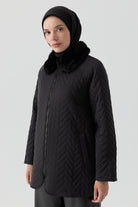 Peluş Garnili Kapitone Kaban - Siyah TUGBA