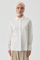 Kesik Detaylı Yırtmaçlı Gömlek - Ekru TUGBA