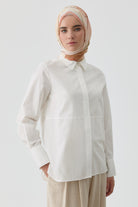 Kesik Detaylı Yırtmaçlı Gömlek - Ekru TUGBA