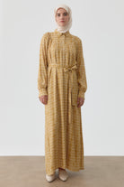 Robalı Büzgü Detaylı Desenli Elbise - Safran TUGBA