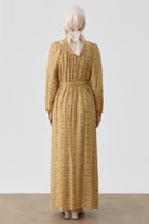 Robalı Büzgü Detaylı Desenli Elbise - Safran TUGBA