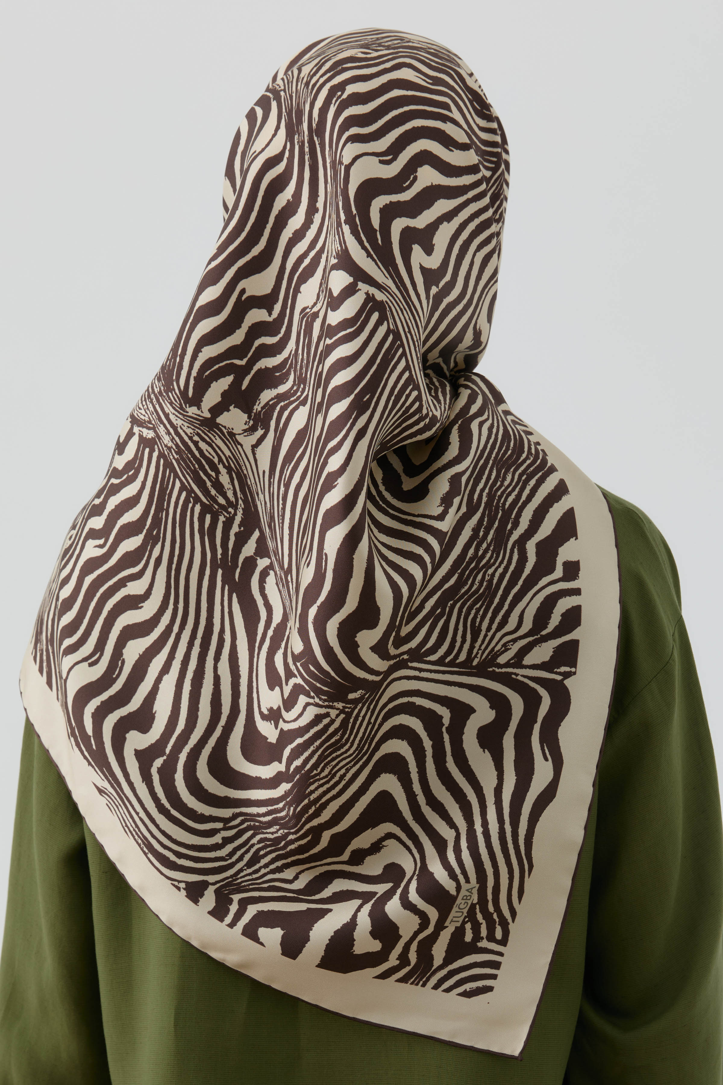 Nilda Twill İpek Eşarp - Bej - Kahve TUGBA