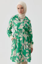 Çiçek Desenli Kapüşonlu Kap - Yeşil TUGBA